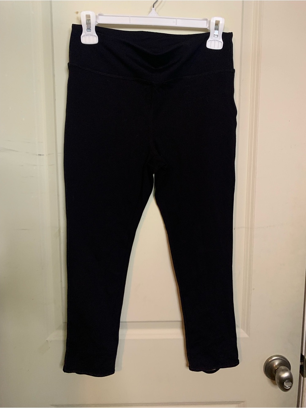 Free People Black Stretch Crop Criss Cross Back Leggings
